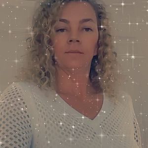 Meet your Posher, Sabrina